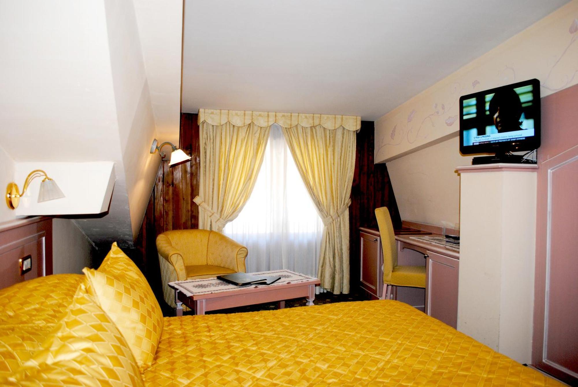 Hotel Miramonti Madonna Εξωτερικό φωτογραφία